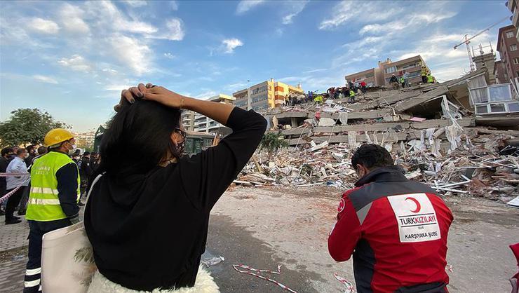 İzmirde depremden sonra ikinci tehlike: Çevreye yayılan asbest