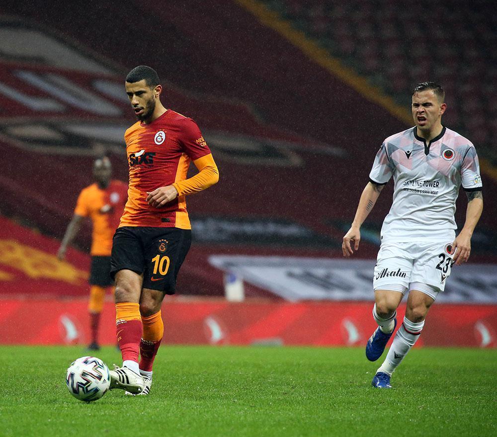 Galatasaray, Gençlerbirliğini farklı yendi