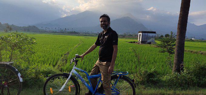 Serveti dudak uçuklatıyor: CEO Sridhar Vembu yolu olmayan köyde yaşıyor