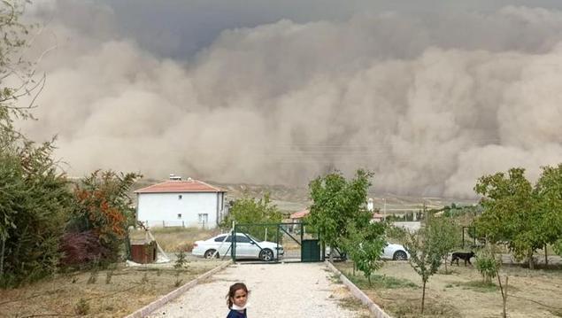 Uzman isim Ankarada çıkan kum fırtınasının sebebini açıkladı