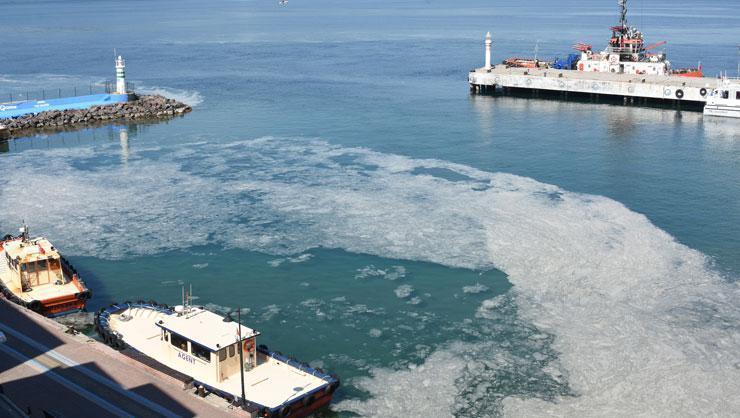 Çanakkale Boğazı’nda şoke eden görüntüler Çaresi yok...