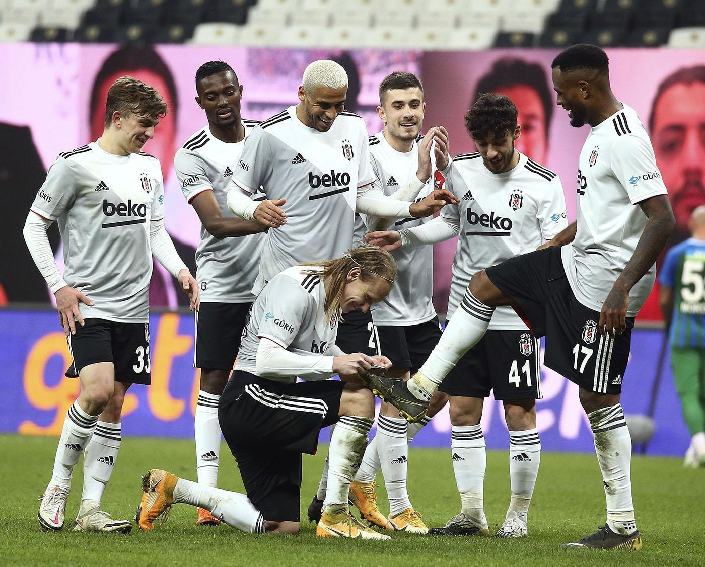 Beşiktaş: 6 - Çaykur Rizespor: 0 (Maç sonucu)