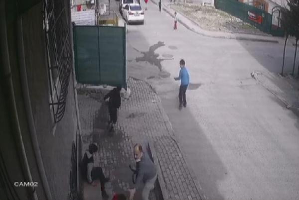 İstanbulda akılalmaz görüntüler Yol kenarında gördüğü çocuklara kabusu yaşattı