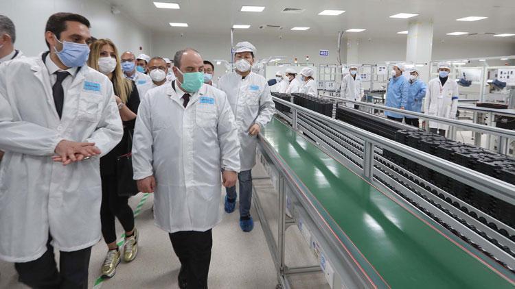 Bakan Varanktan Xiaominin Türkiye fabrikasıyla ilgili açıklama: 2 bin vatandaşımız istihdam edilecek