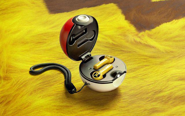 Razer’dan Poke topu içine saklı kablosuz kulaklık: Pikachu Earbuds