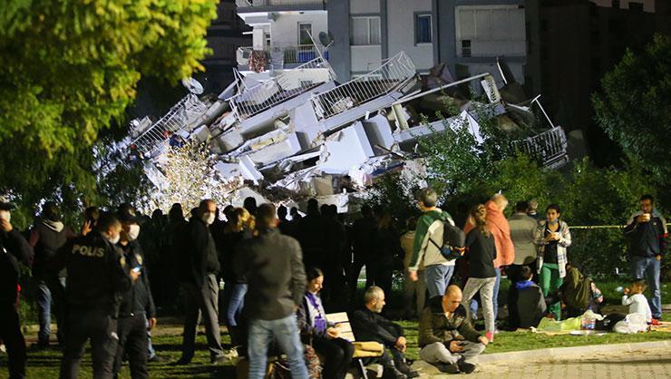 İzmirde meydana gelen depremin ardından acı haberler gelmeye devam ediyor