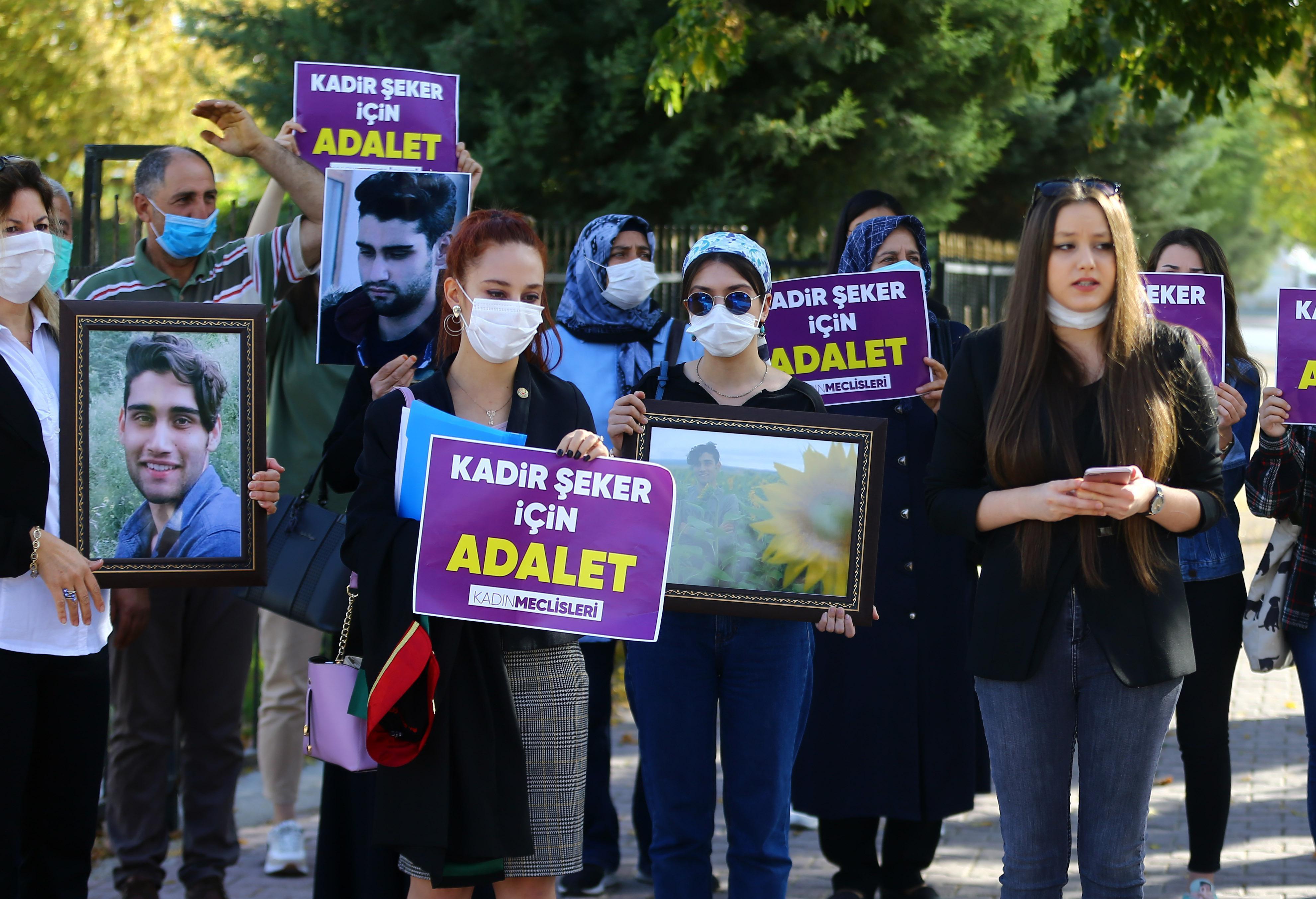 Kadın hakları savunucuları Kadir Şekerin cezasını protesto etti