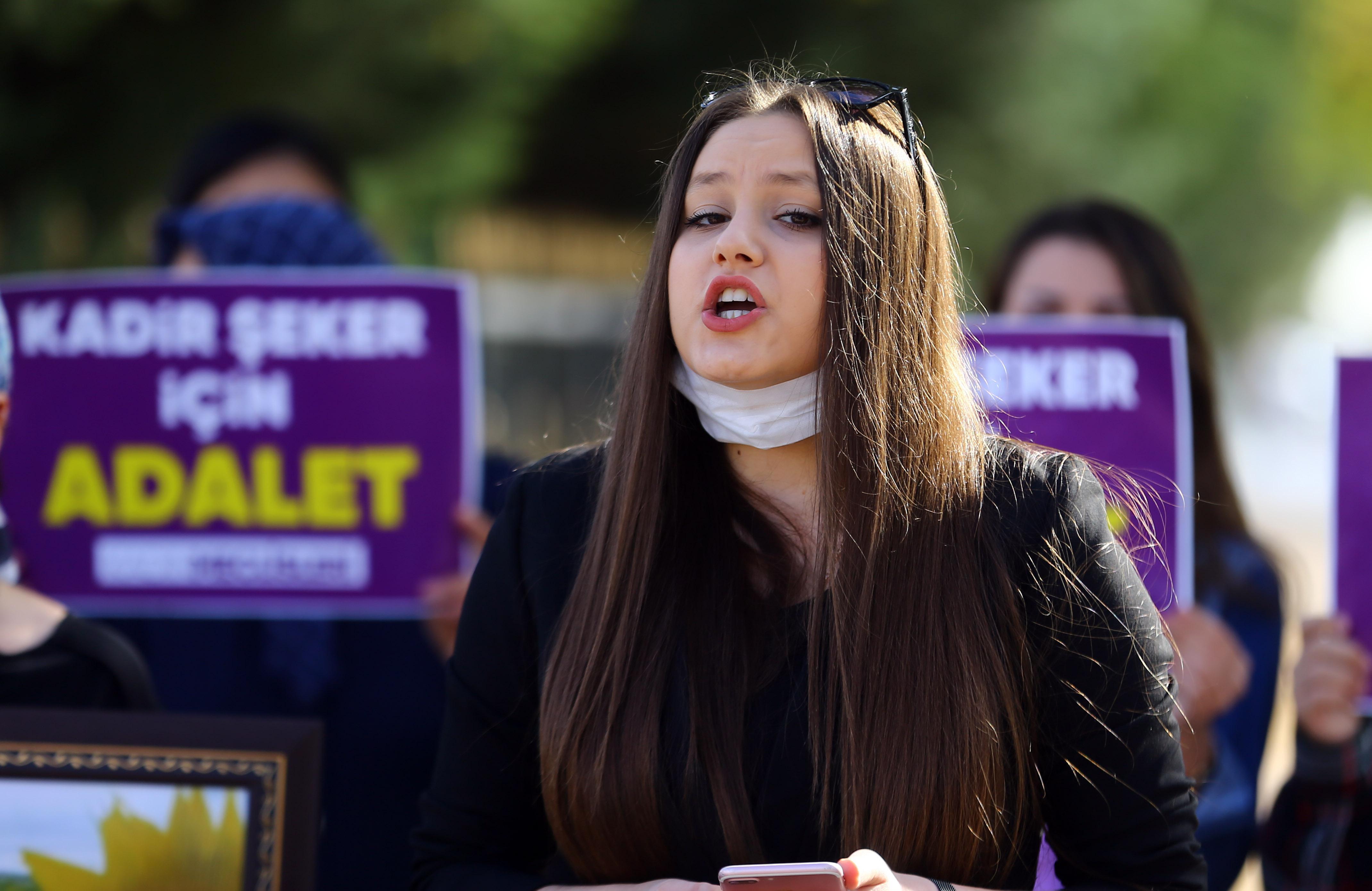 Kadın hakları savunucuları Kadir Şekerin cezasını protesto etti
