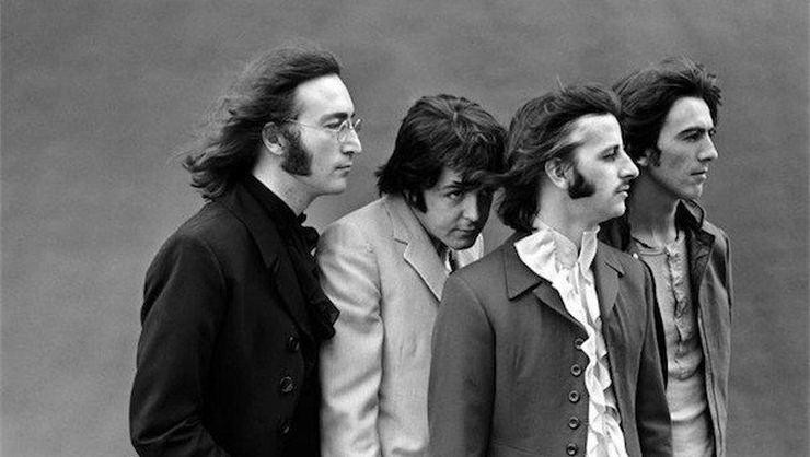 The Beatles üyesi Paul McCartneyin yazdığı şarkı sözü rekor fiyata satıldı