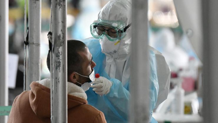 İspanya ve İranda corona virüsten ölenlerin sayısında artış