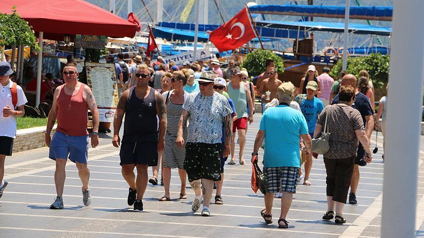 Alman turistler Antalyadan vazgeçemiyor