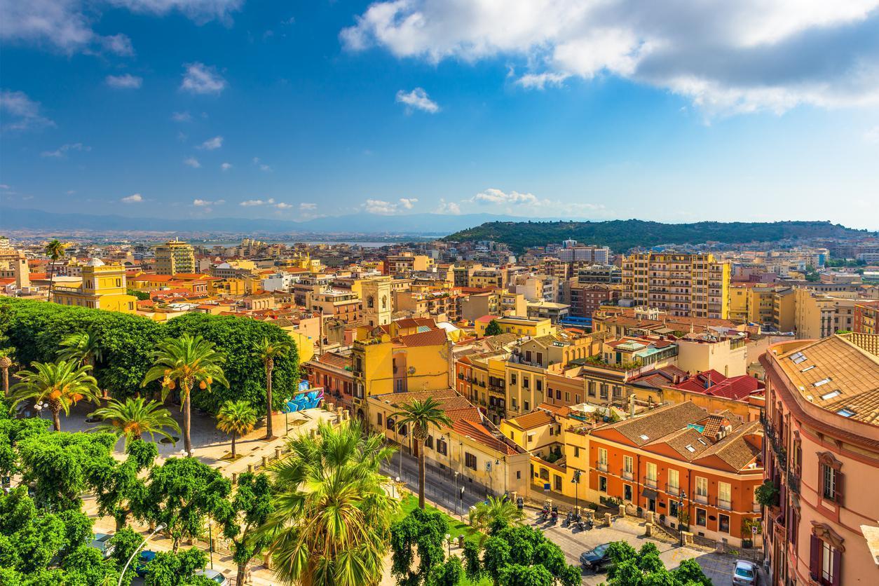Cagliari nerede Cagliari seyahat rehberi