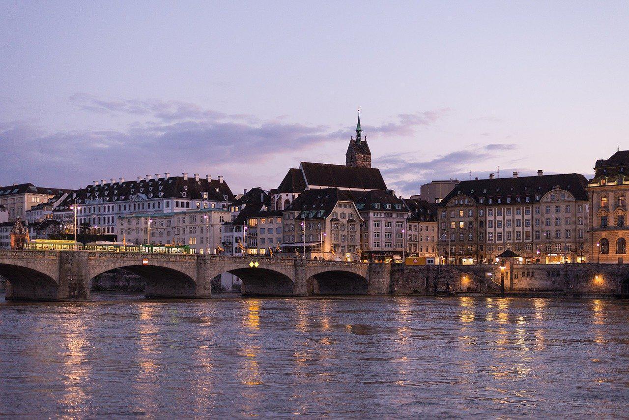 Eşsiz bir tarih ve doğal güzellikler sunan şehir: Basel