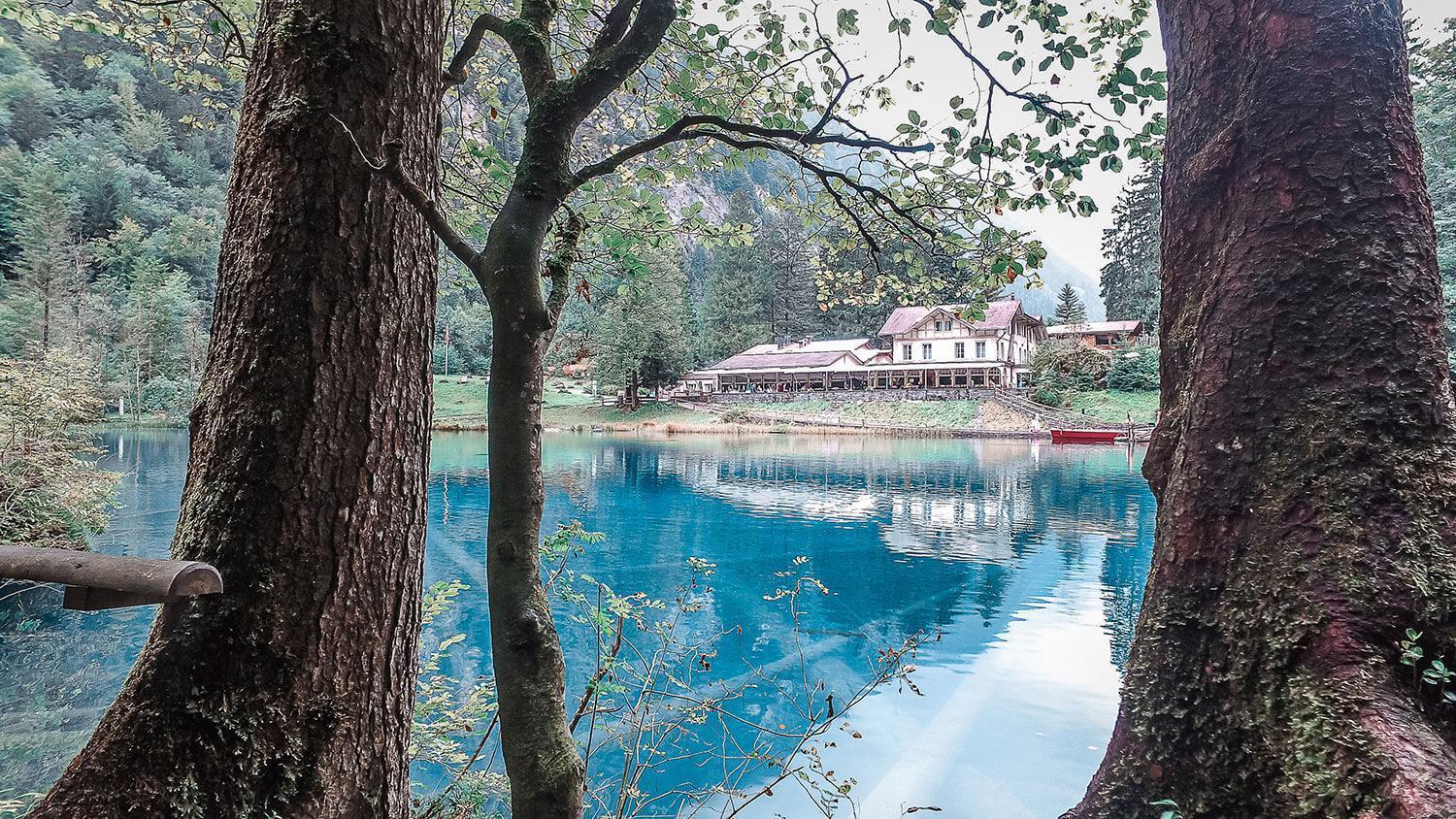 Büyüleyici renkleri ile dünyanın en güzel göllerinden biri: Blausee Gölü