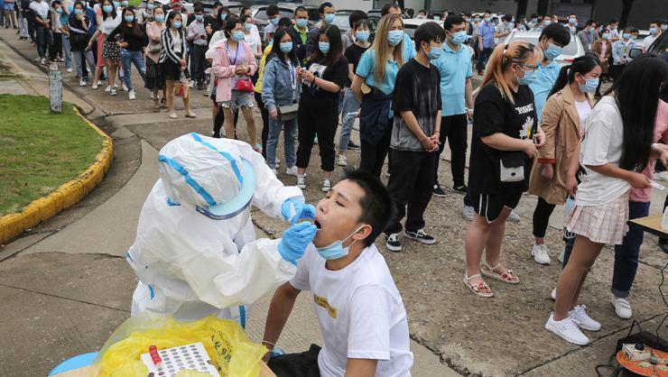 Çinli doktor itiraf etti Corona virüsün neden pandemi haline geldiği ortaya çıktı