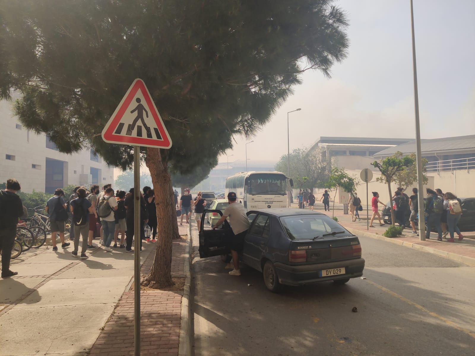 KKTCdeki yangın ODTÜ kampüsüne sıçradı Türkiye destek gönderecek