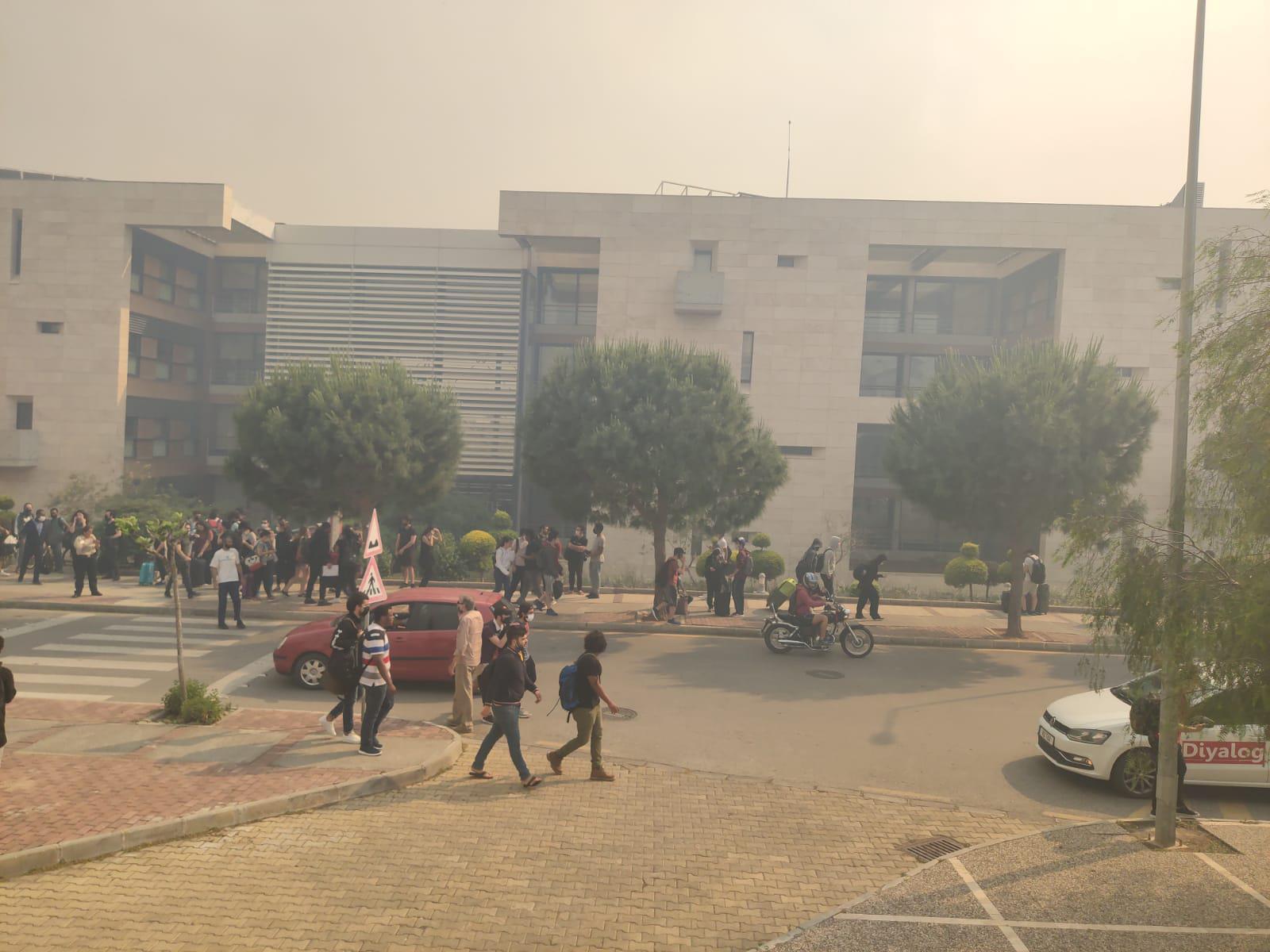 KKTCdeki yangın ODTÜ kampüsüne sıçradı Türkiye destek gönderecek