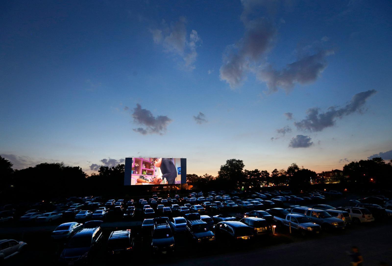 Arabalı sinemaların devri yeniden açılıyor