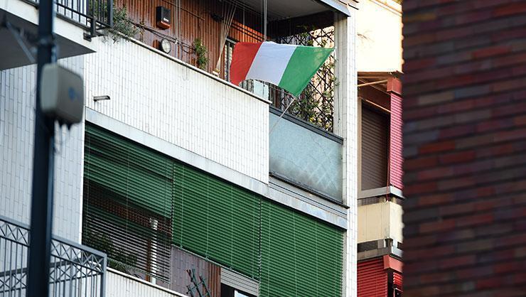 İtalya’da salgın nedeniyle bir günde en yüksek ölüm vakası kaydedildi