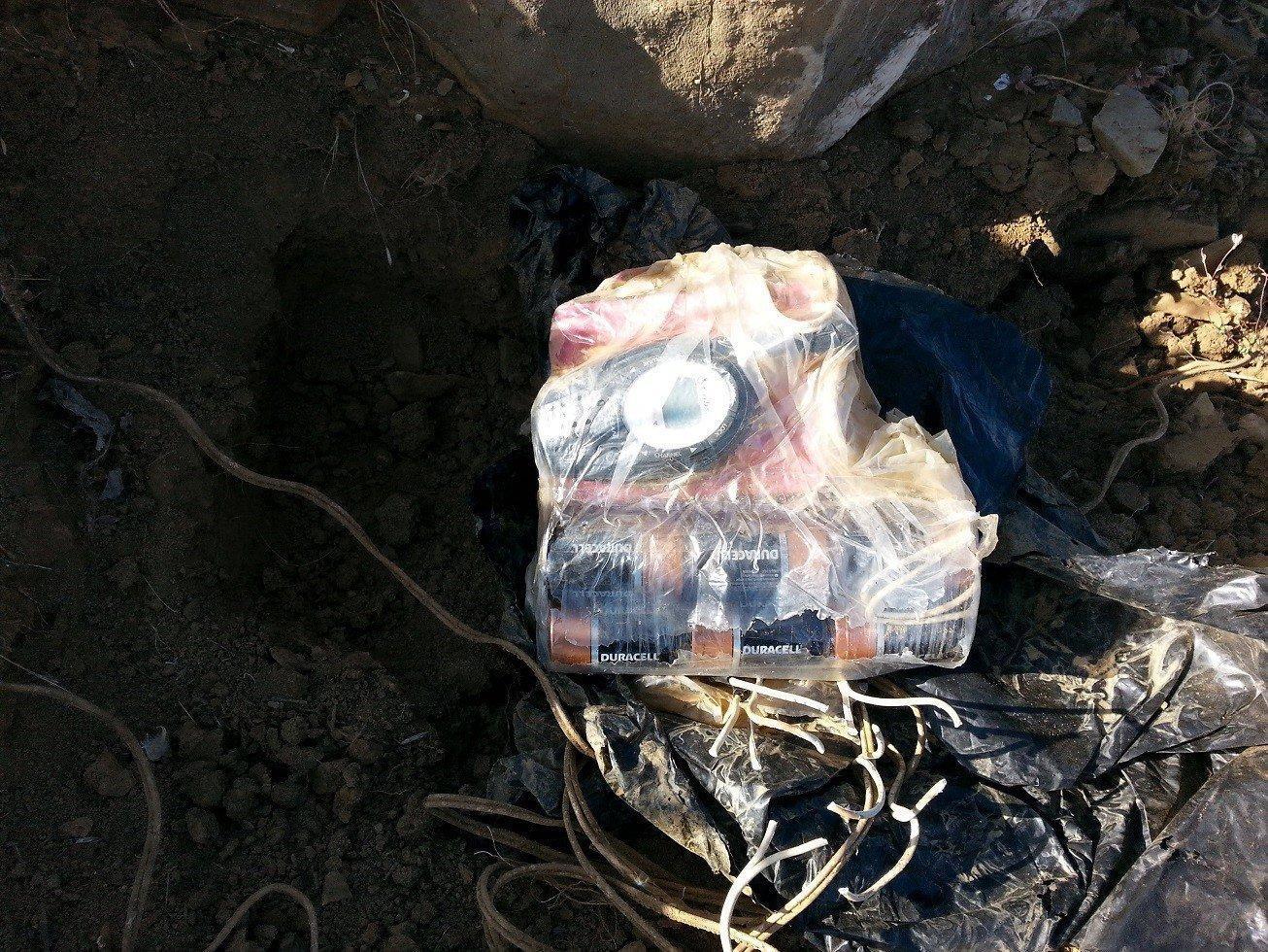 Bingöl’de PKKya ait 16 sığınak ile 2 depo bulundu