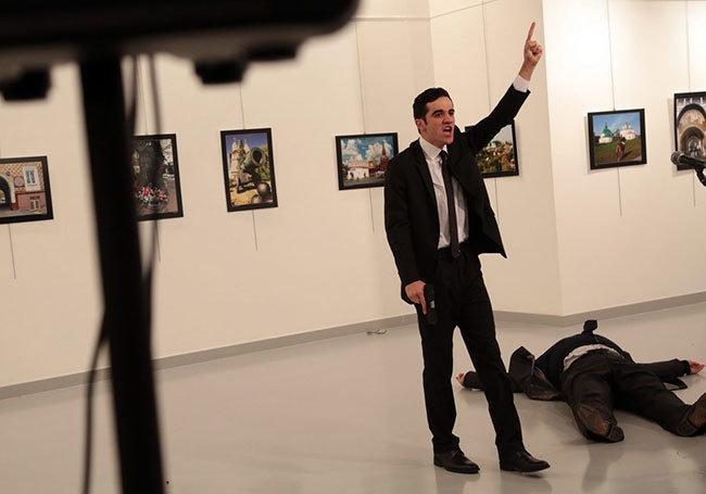 Ankarada Rus Büyükelçi Andrey Karlovu öldüren Mevlüt Mert Altıntaş böyle görüntülendi