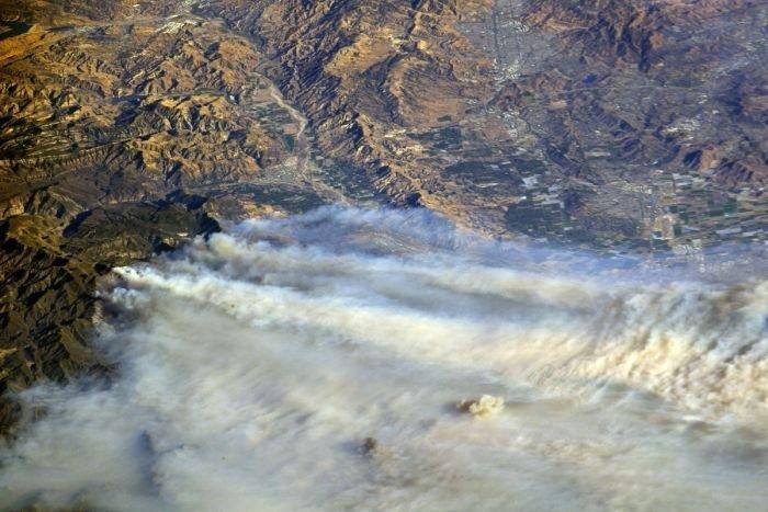 Californiada orman yangınları sonucu 110 bin kişi evlerini terk etti