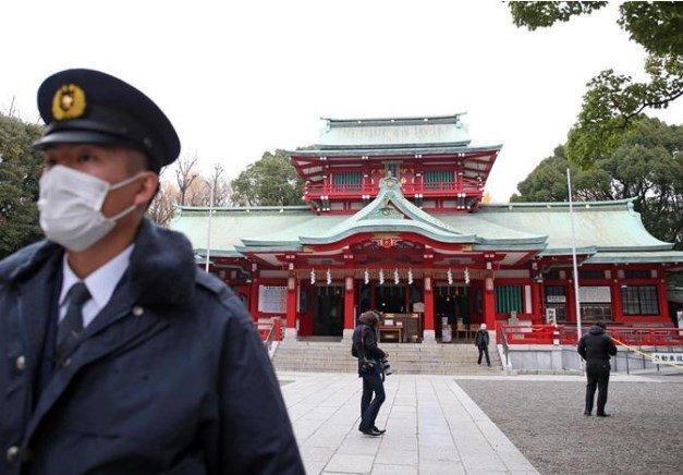 Japonyada Şinto tapınağında samuray kılıcıyla saldırı: 3 ölü