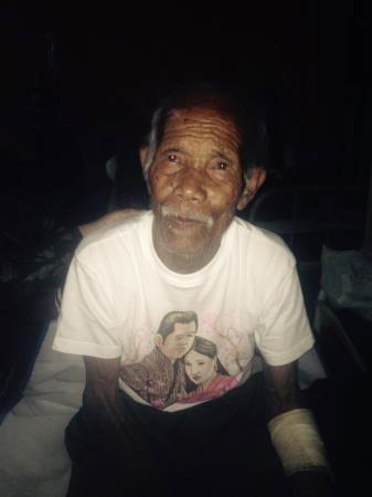 Nepalde 101 yaşındaki adam enkazdan sağ çıkarıldı