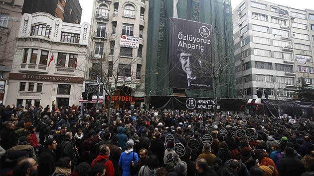Hrant Dink öldürülüşünün 10uncu yıldönümünde anıldı