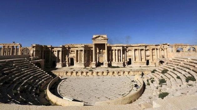 DEAŞ Palmirada Roma Antik Tiyatrosunun bir bölümünü yok etti