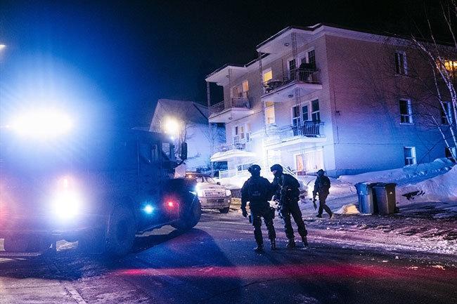 Kanadada camiye saldırı: En az 6 ölü, 8 yaralı