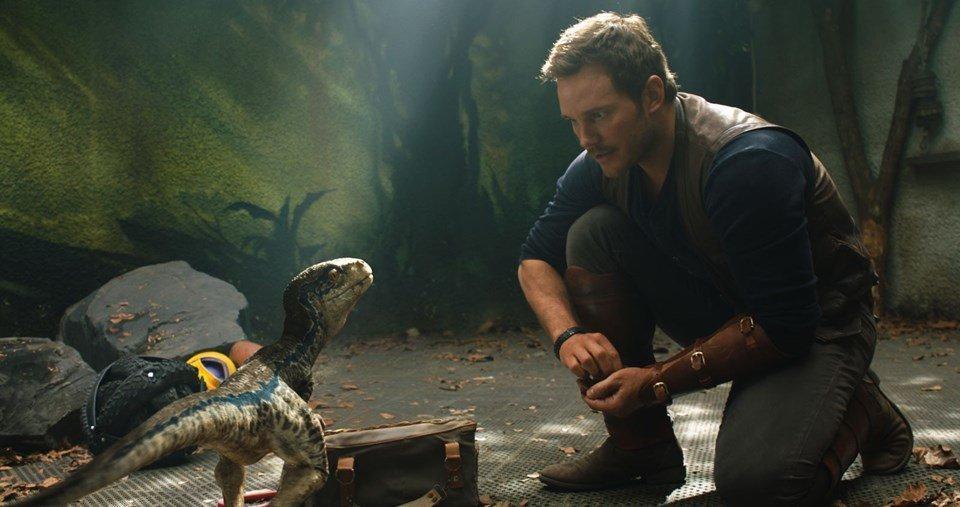 Jurassic World: Yıkılmış Krallıkın yönetmeni Colin Trevorrow oldu