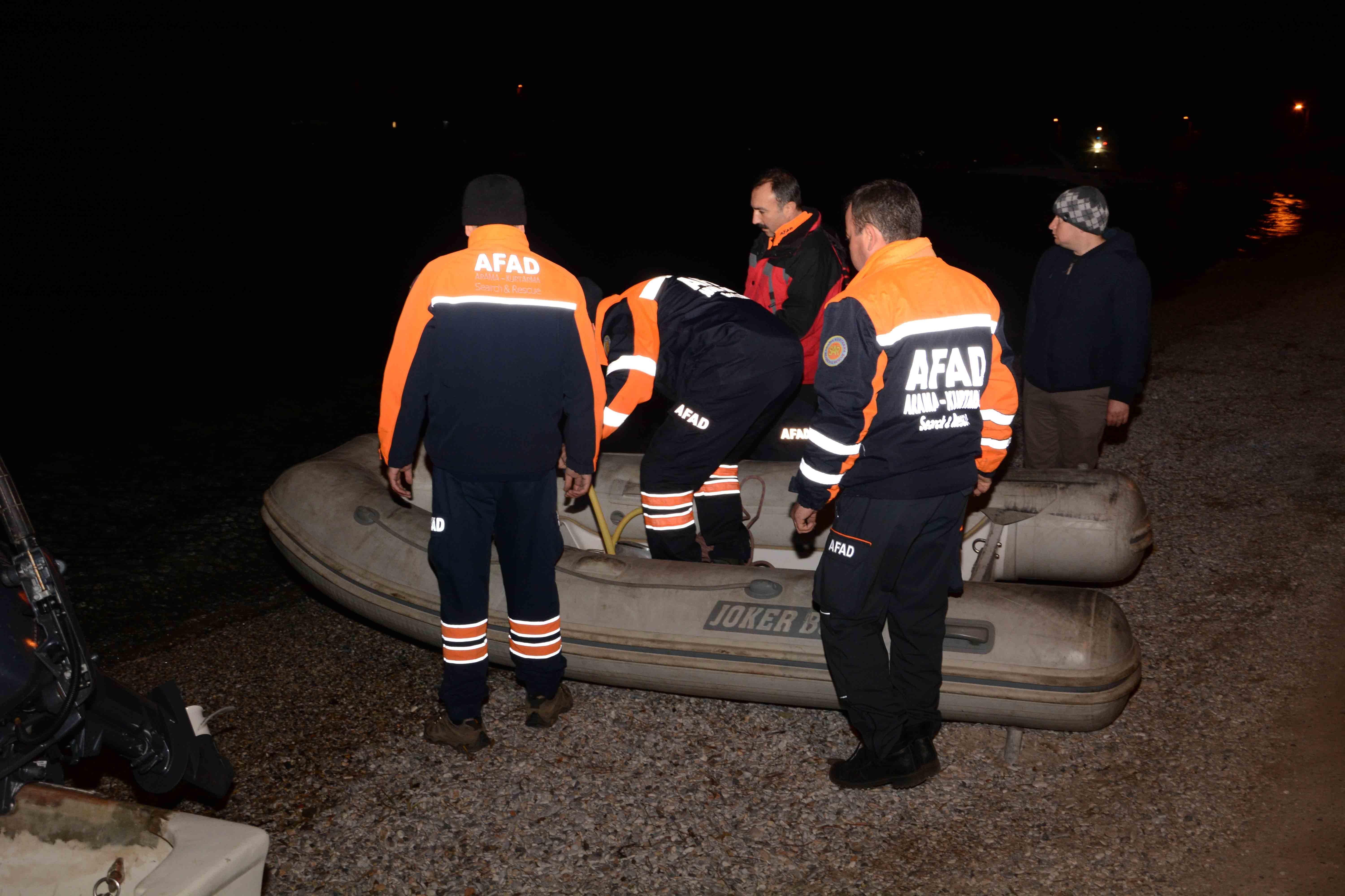 Muğlada tekne suya gömüldü: 2 kişi kayıp