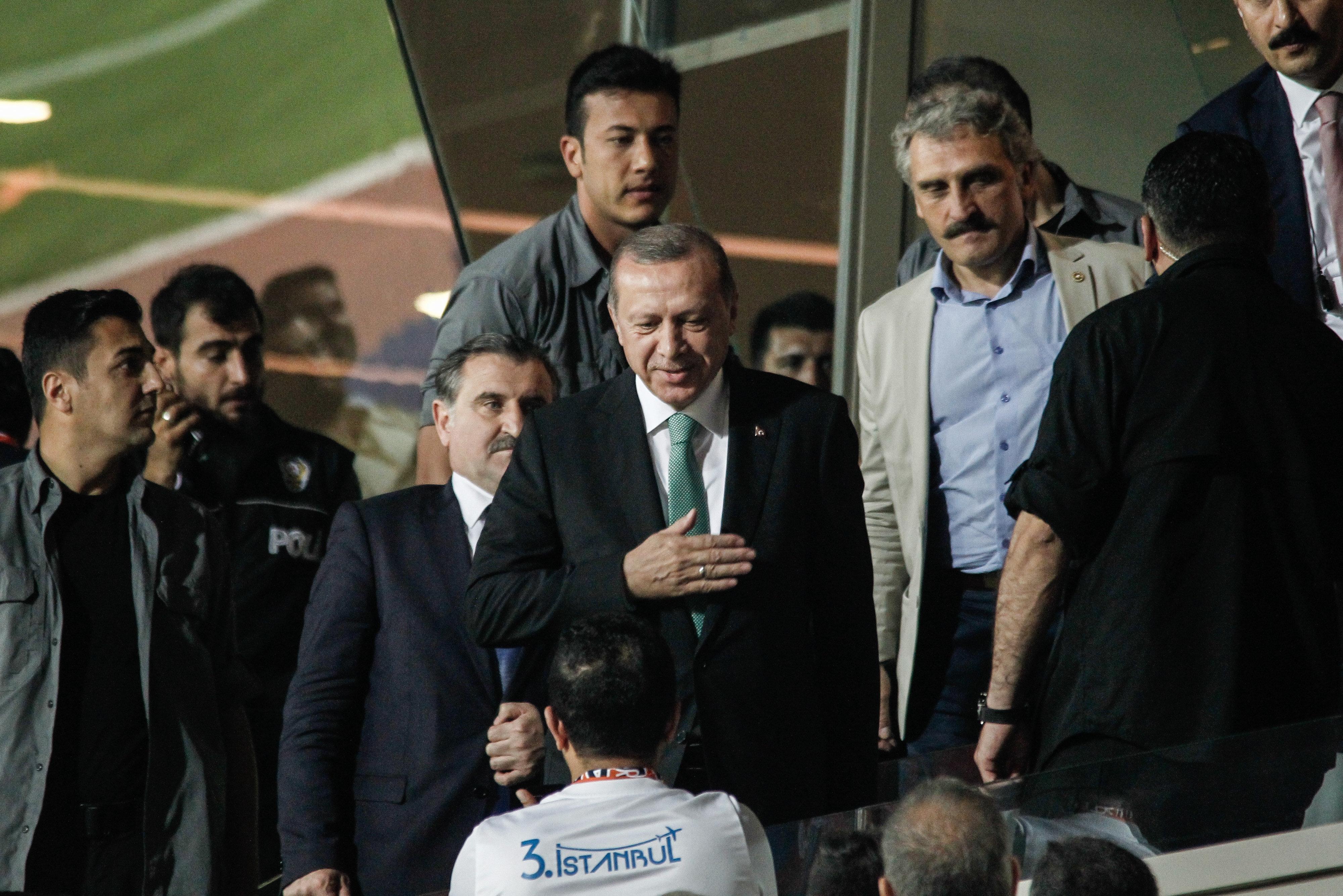 Cumhurbaşkanı Erdoğan, Medipol Başakşehir-Club Brugge maçında