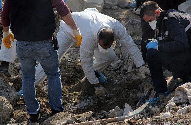 Adanada 2 kardeş ortaklarını işkence yapıp diri diri gömdü
