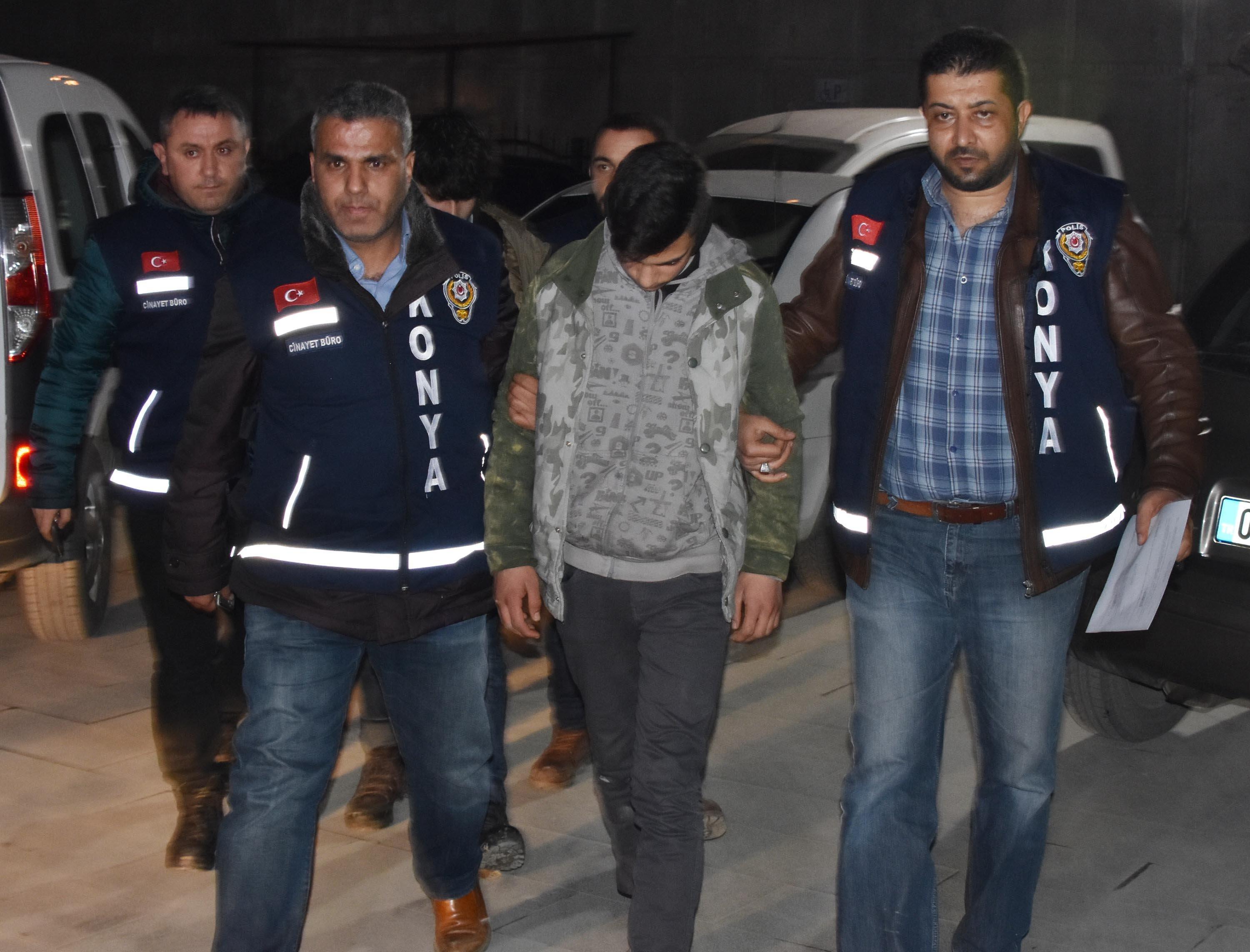 Konyada 2 kişiyi bıçaklayan Suriyeli gençler yakalandı