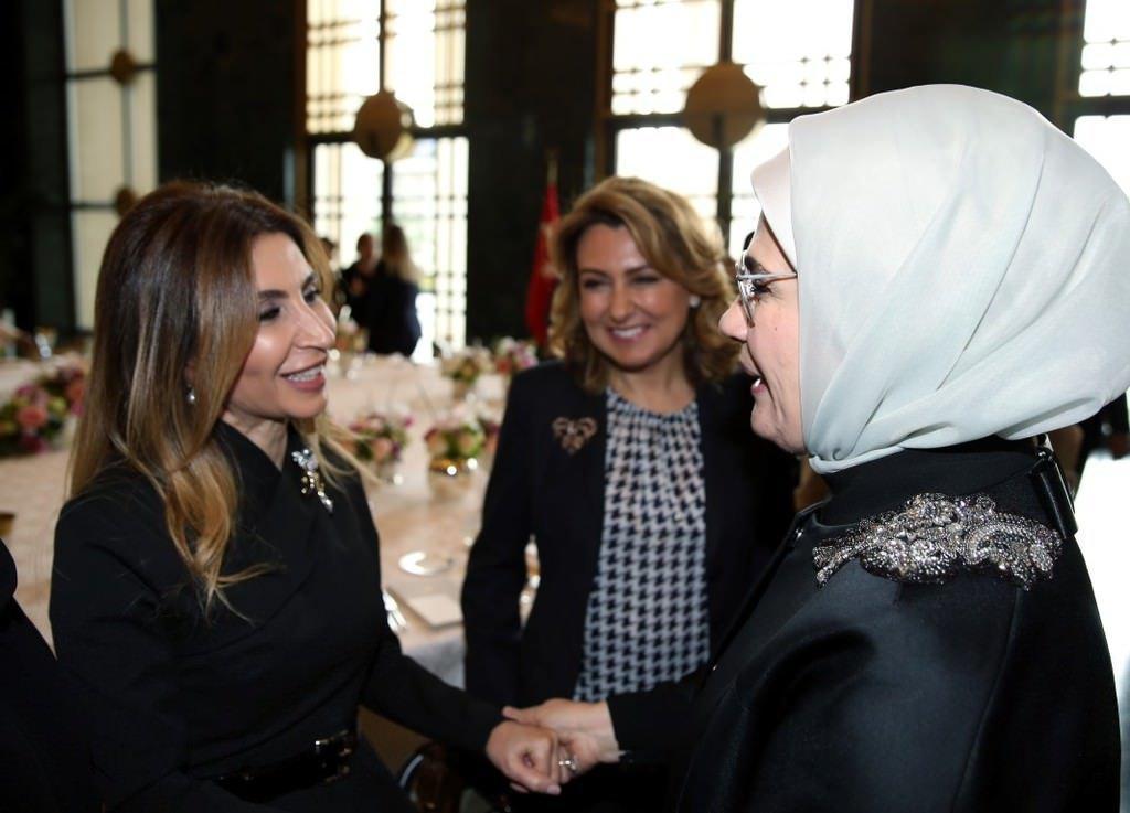 Emine Erdoğan Türkiyenin önde gelen kadınlarını ağırladı