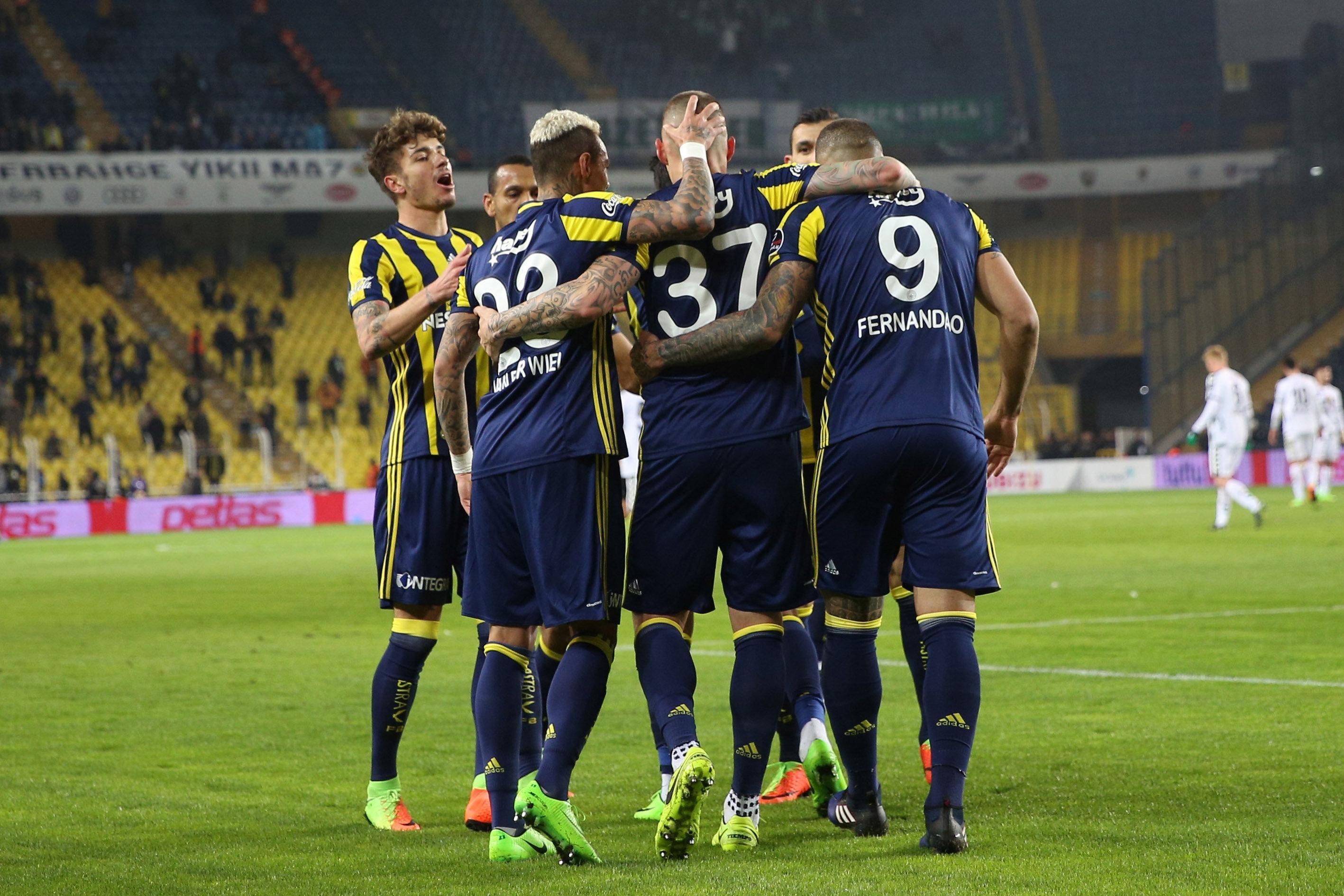 Fenerbahçe 2 - 3 Atiker Konyaspor
