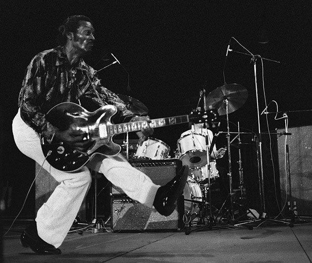 Rocknroll efsanesi Chuck Berry hayatını kaybetti