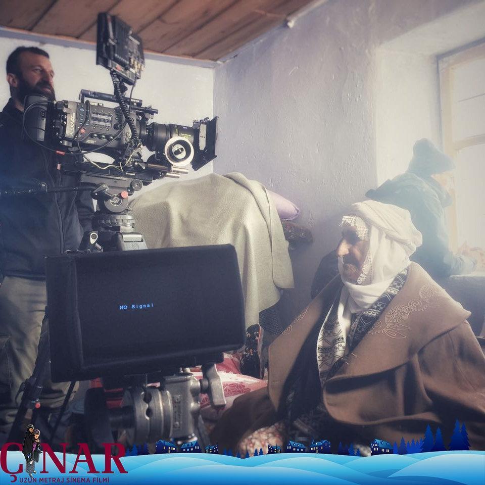 Mustafa Karadeniz, ilk filmini annesine ithaf etti
