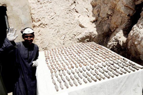 Firavun dönemine ait 6 mumya bulundu