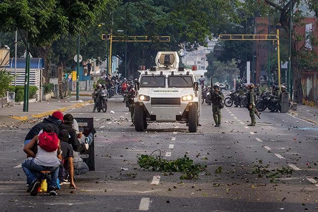 Venezuela fena karıştı