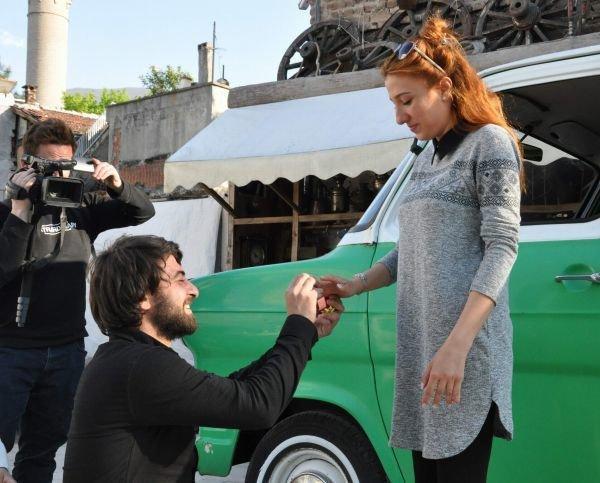 Bursada Türk filmlerini aratmayan evlilik teklifi