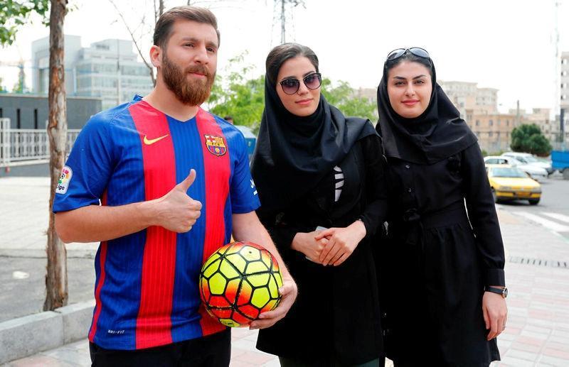 İranlı Messi Barcelona formasıyla kaosa neden olmak suçlamasıyla tutuklandı