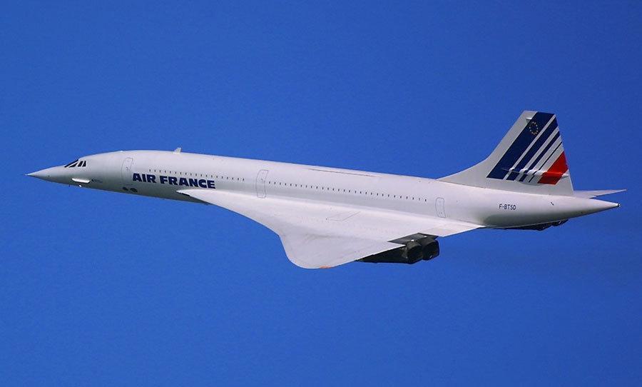 Concorde şeklinde bulut görüntülendi