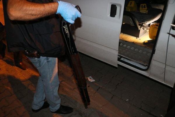 Adanada kahvehanede silahlı kavga: 2’si ağır 5 yaralı