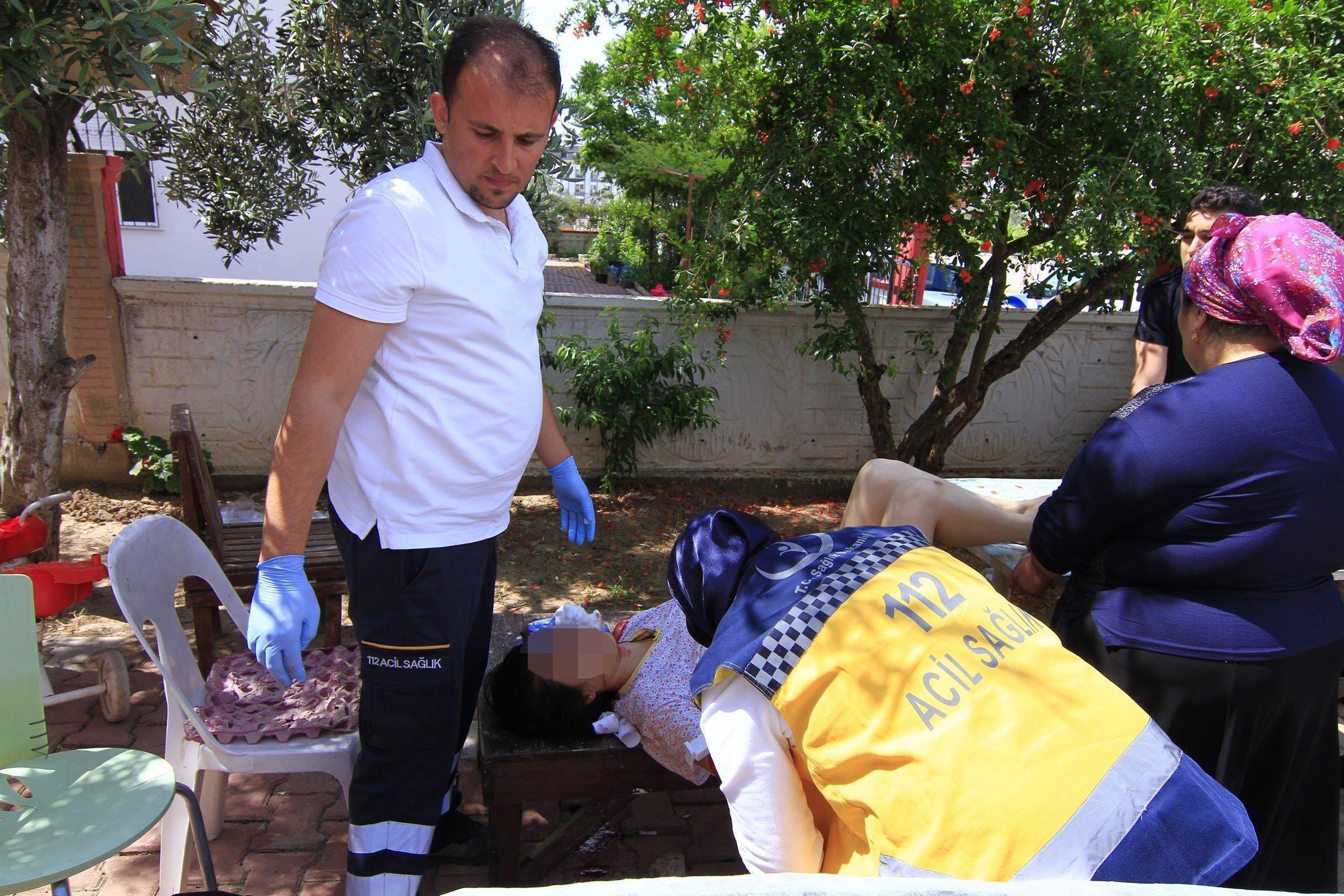 Antalyada bir polis, kazayla nişanlısını vurdu
