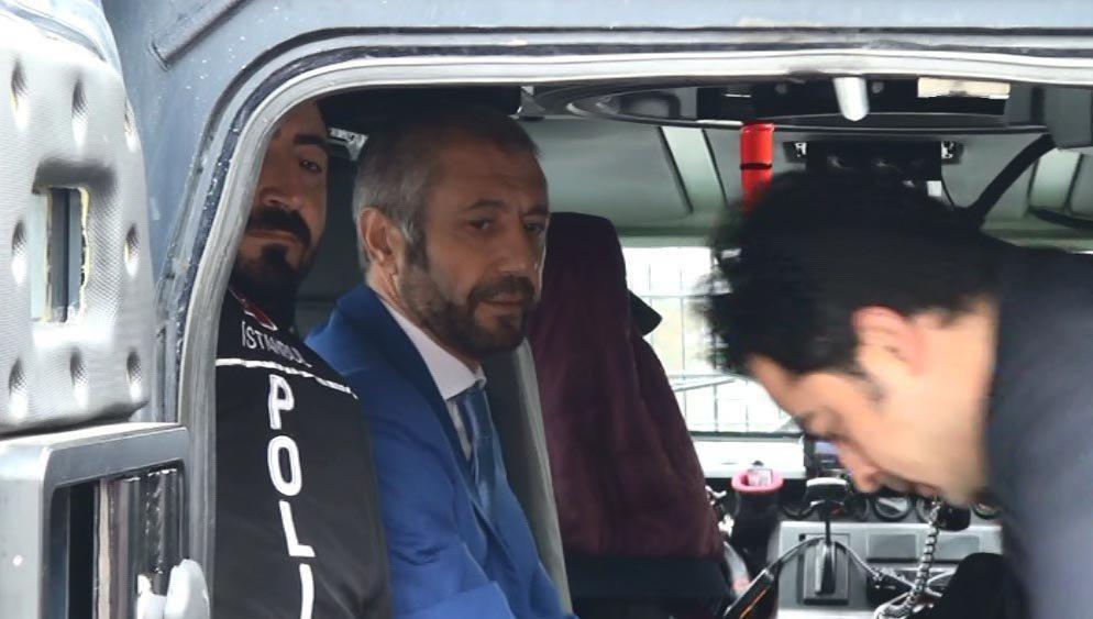 Tutuklanan Sedat Şahinin özel silahı basına servis edildi