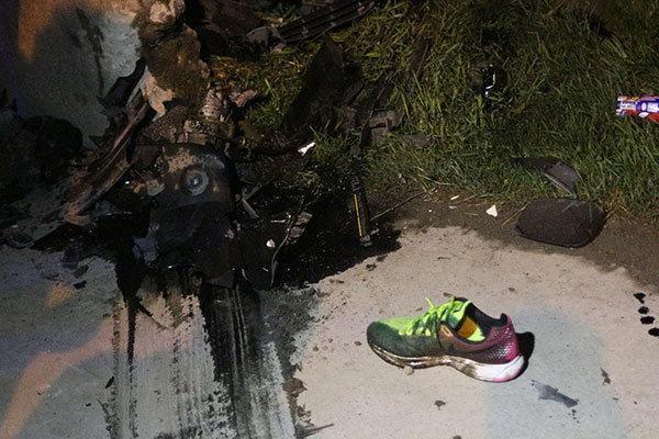 İstanbulda korkunç kaza: Taksiden inen 3 gence araba çarptı