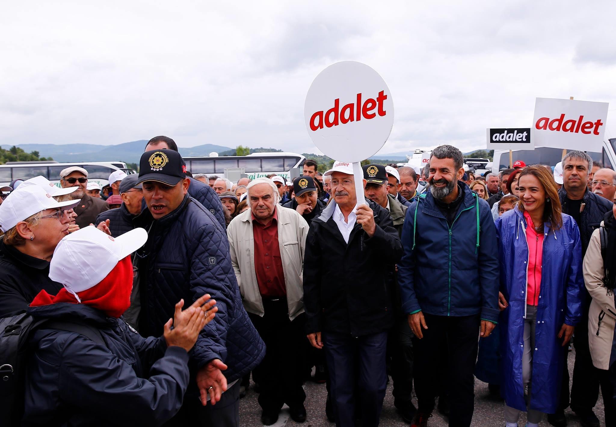 Kılıçdaroğlunun Adalet Yürüyüşüne sanatçılardan destek